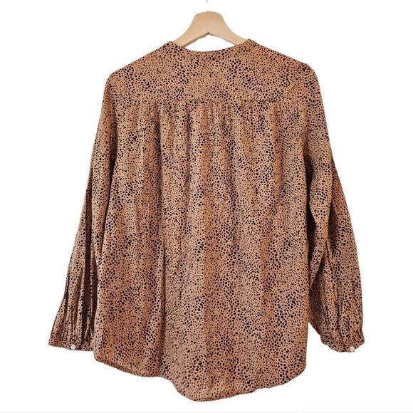 Old Navy Oversized Animal printed Button Front Long Sleeve Blouse Brown Size XS - Picture 4 of 11